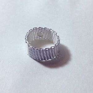 Woven Bendable Ring in Silver Plated